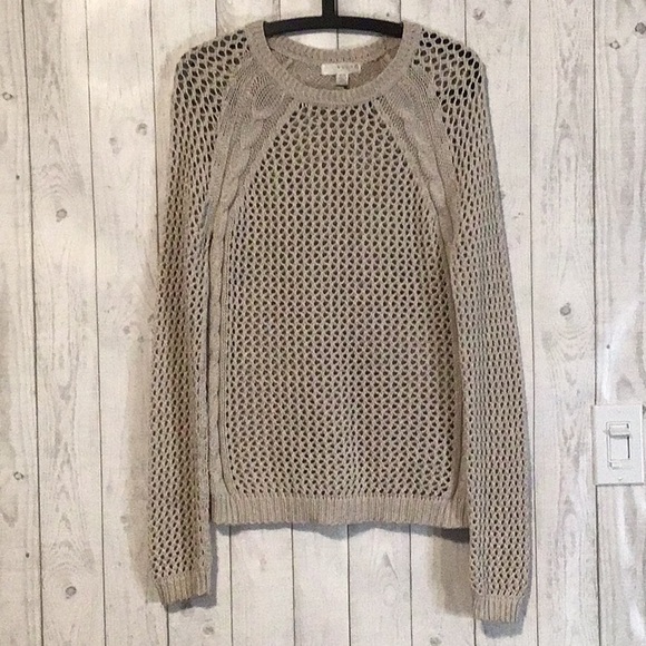 EUC Women’s M Beige Cable Knit Fisherman’s Sweater - Picture 1 of 4